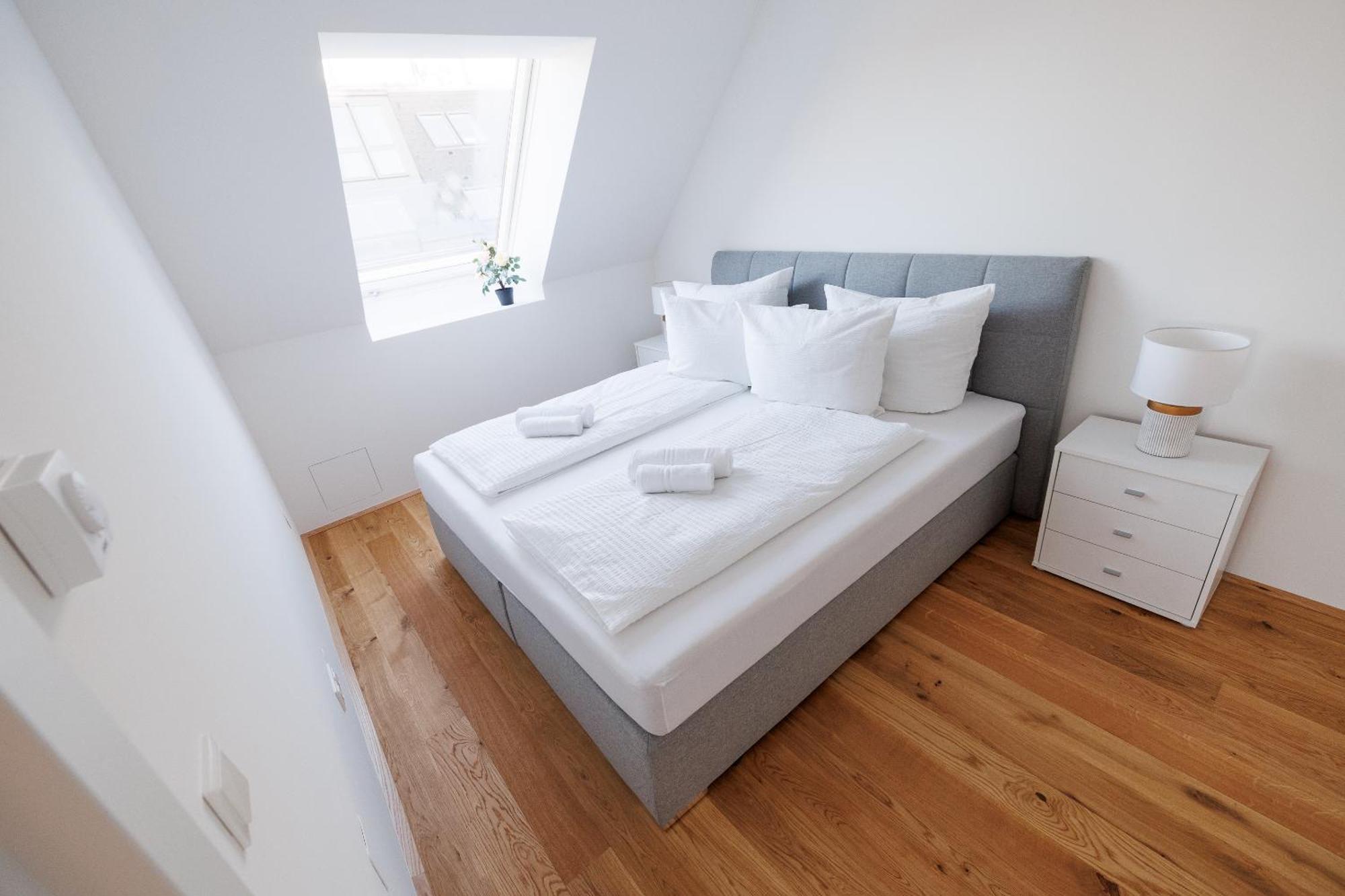 Symphony Apartments 40 - Modern Loft With Terrace And Grill In Central Location Wien Exteriör bild