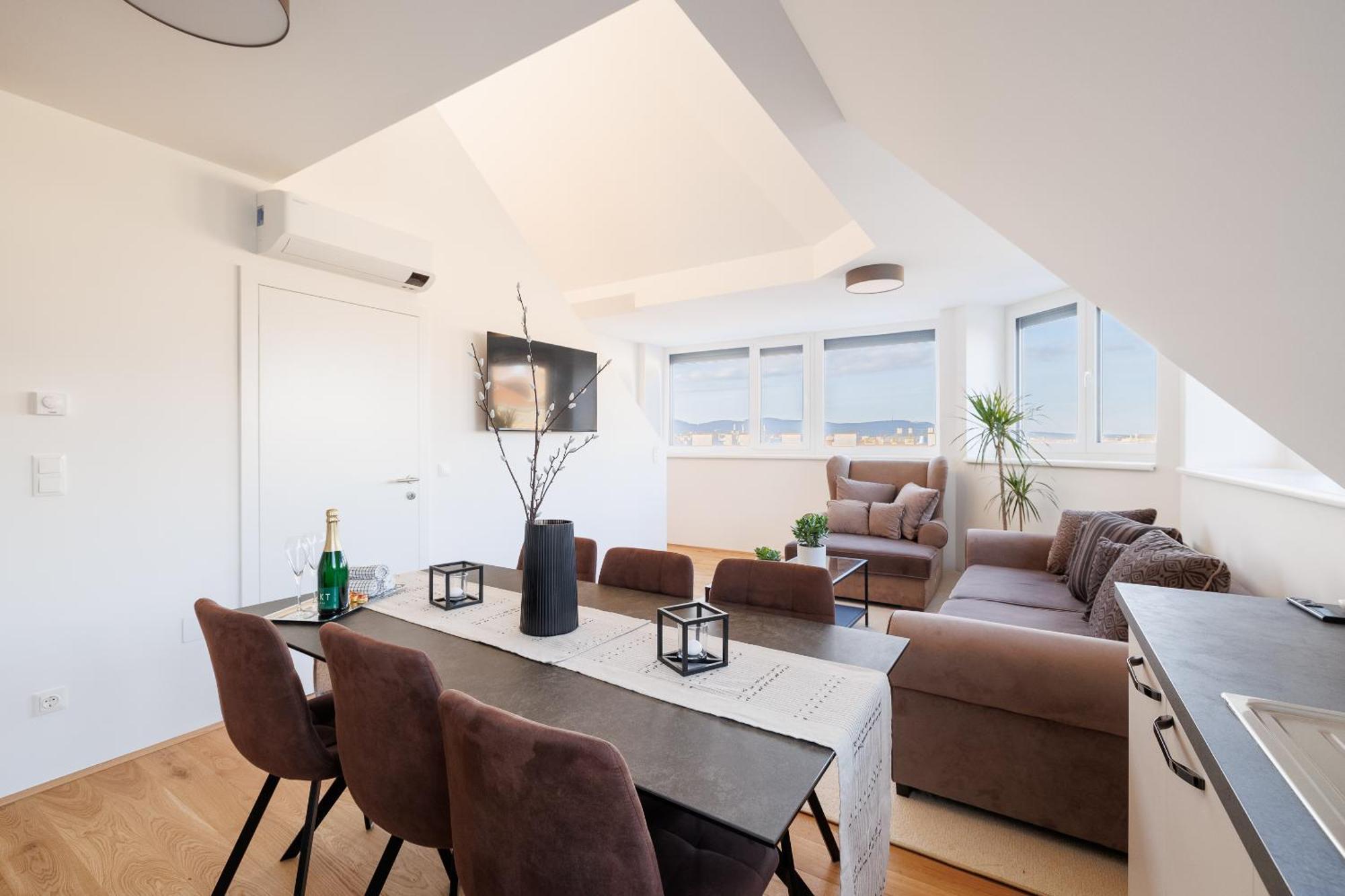 Symphony Apartments 40 - Modern Loft With Terrace And Grill In Central Location Wien Exteriör bild