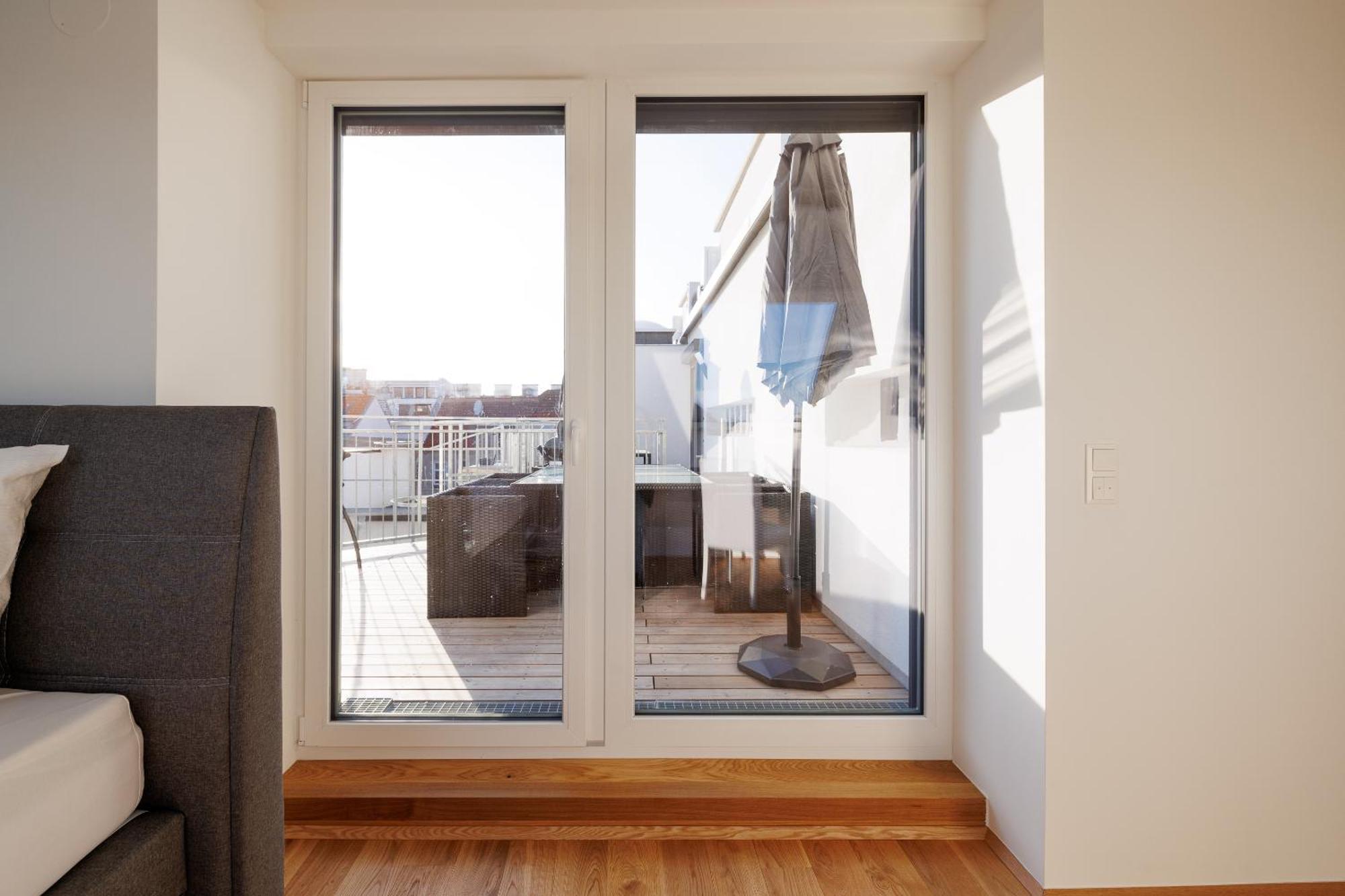 Symphony Apartments 40 - Modern Loft With Terrace And Grill In Central Location Wien Exteriör bild