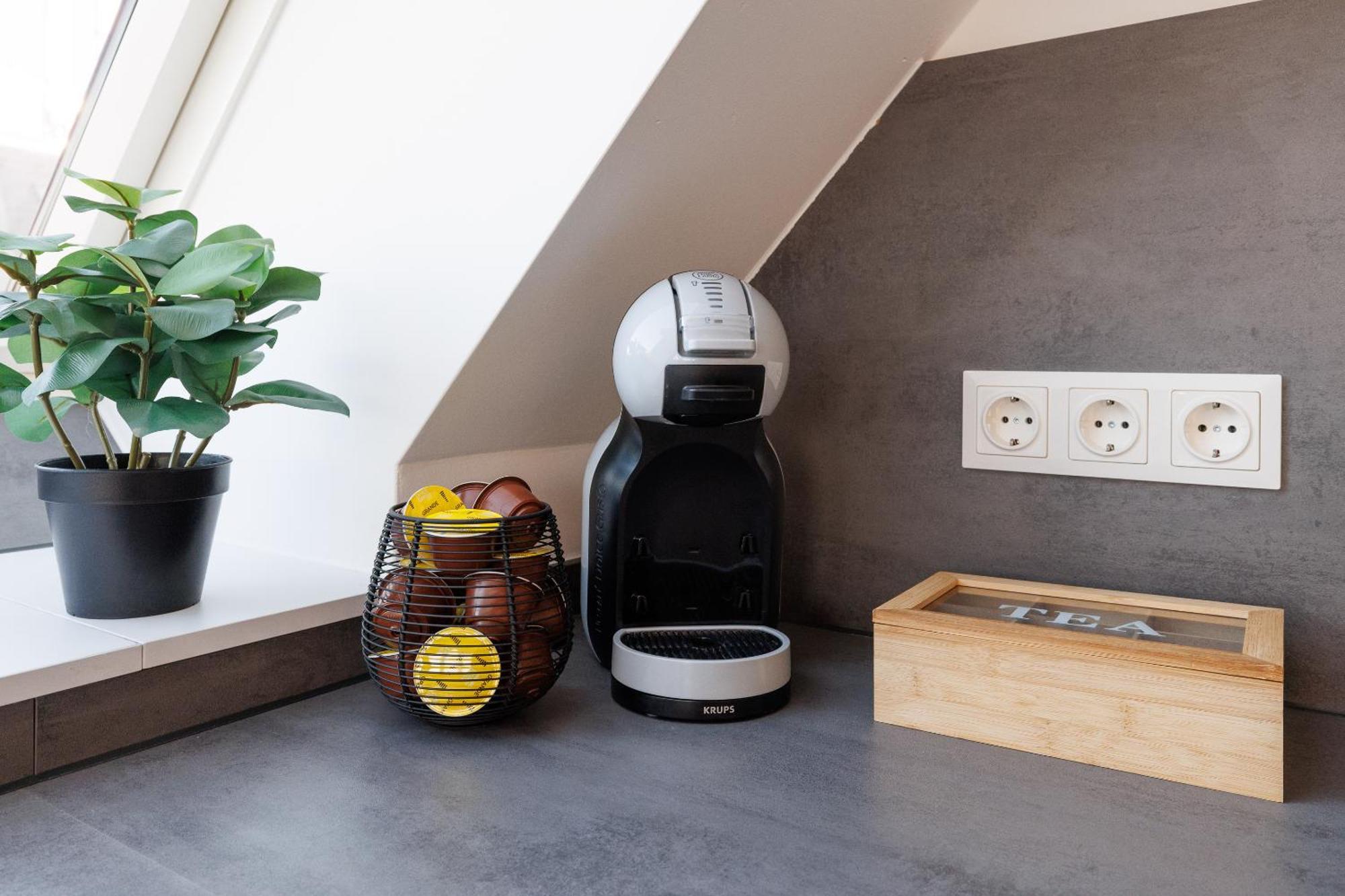 Symphony Apartments 40 - Modern Loft With Terrace And Grill In Central Location Wien Exteriör bild